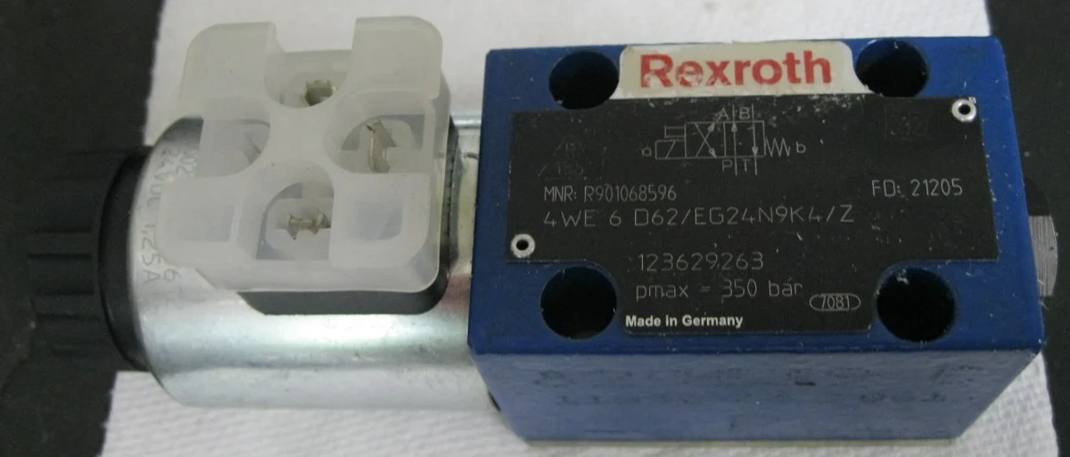 Válvula direcional Rexroth 4WE6D62/EG24N9K4/Z